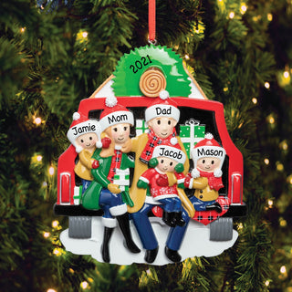 Pine tree family of 5 ornament with names