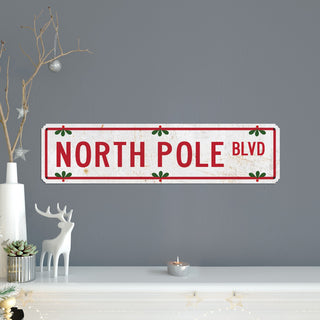 North Pole Blvd Street Sign